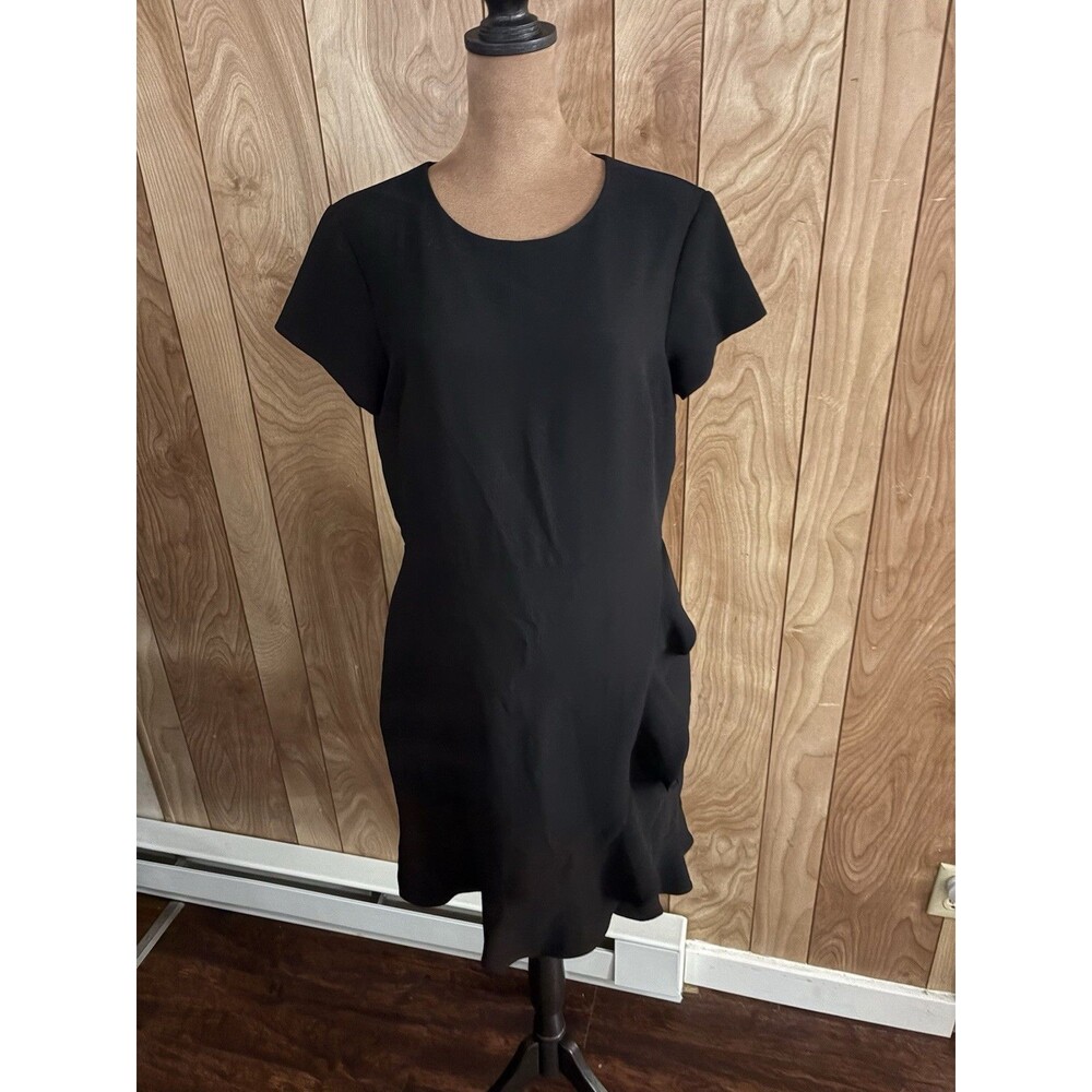 Club Monaco Black Short‎ Sleeve Ruffle Hem Crepe Shift Dress Size 10